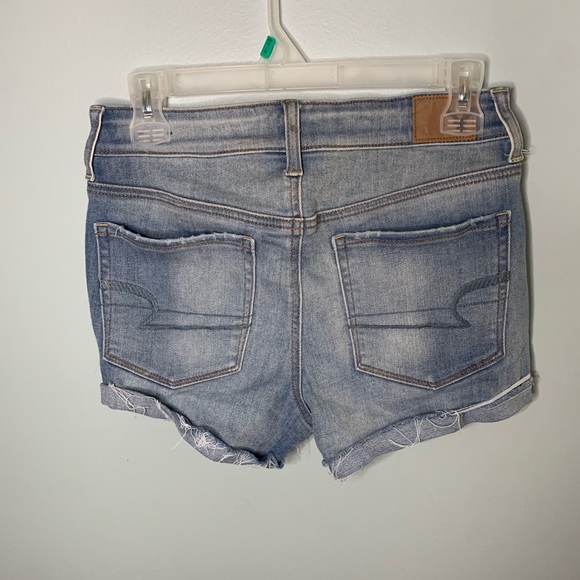 American eagle blue jean shorts size 6 - Picture 2 of 3